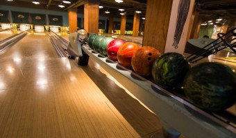 <p>Bloomsbury Bowling - <a href='/triptoids/bloomsbury-bowling'>Click here for more information</a></p>